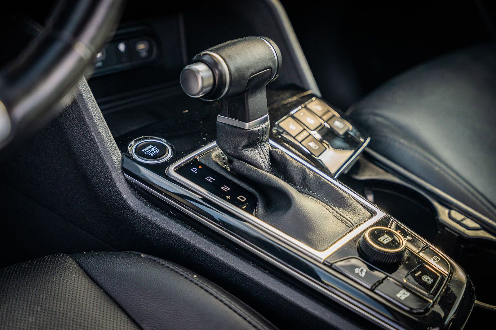 Used 2023 Kia Sportage SX image 30