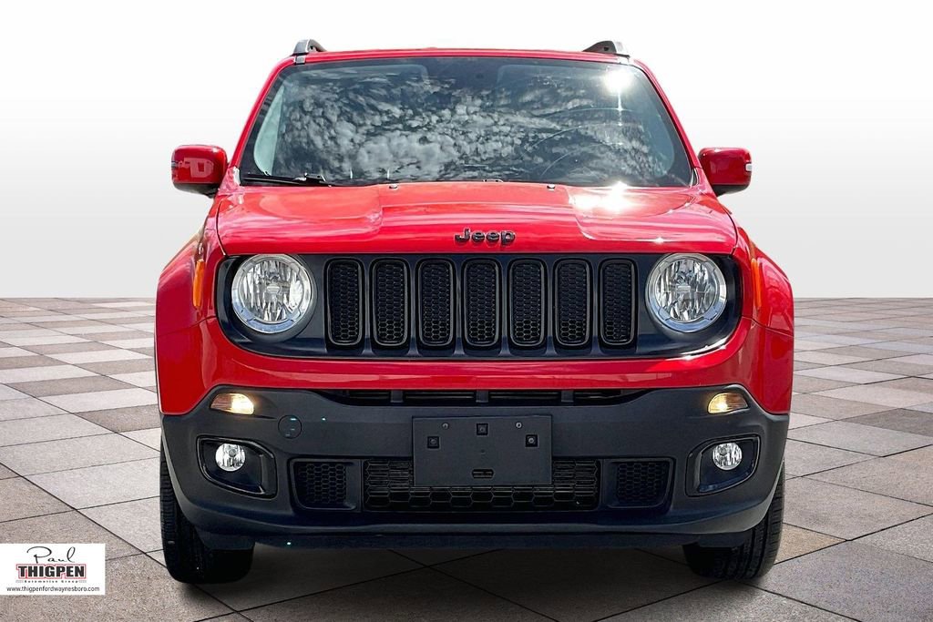 Used 2017 Jeep Renegade Altitude image 3