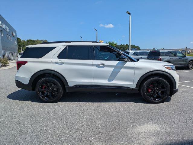 Certified 2024 Ford Explorer ST w/ Equipment Group 401A AWD/4WD image 4