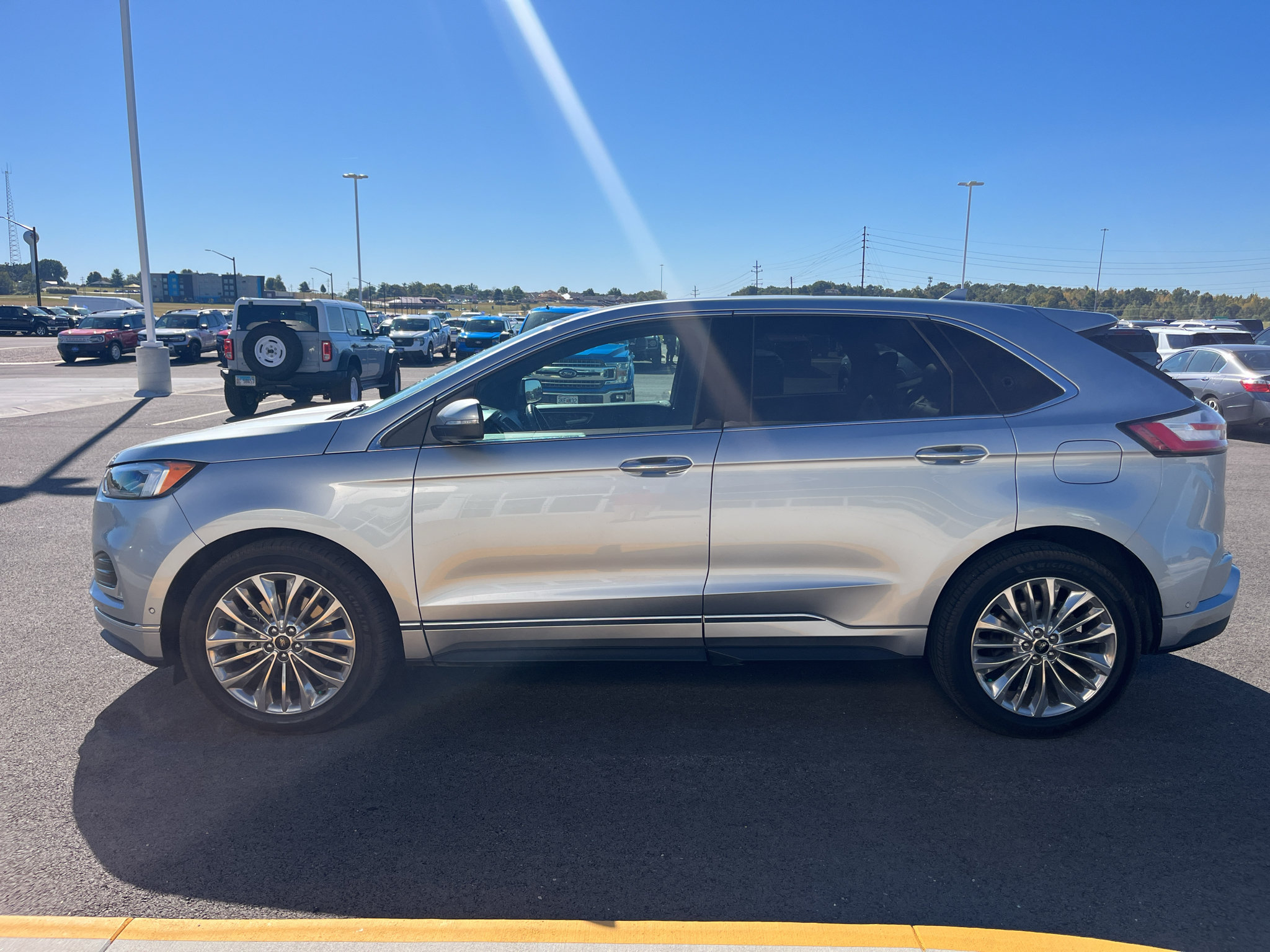 Certified 2020 Ford Edge Titanium w/ Equipment Group 301A AWD/4WD image 8