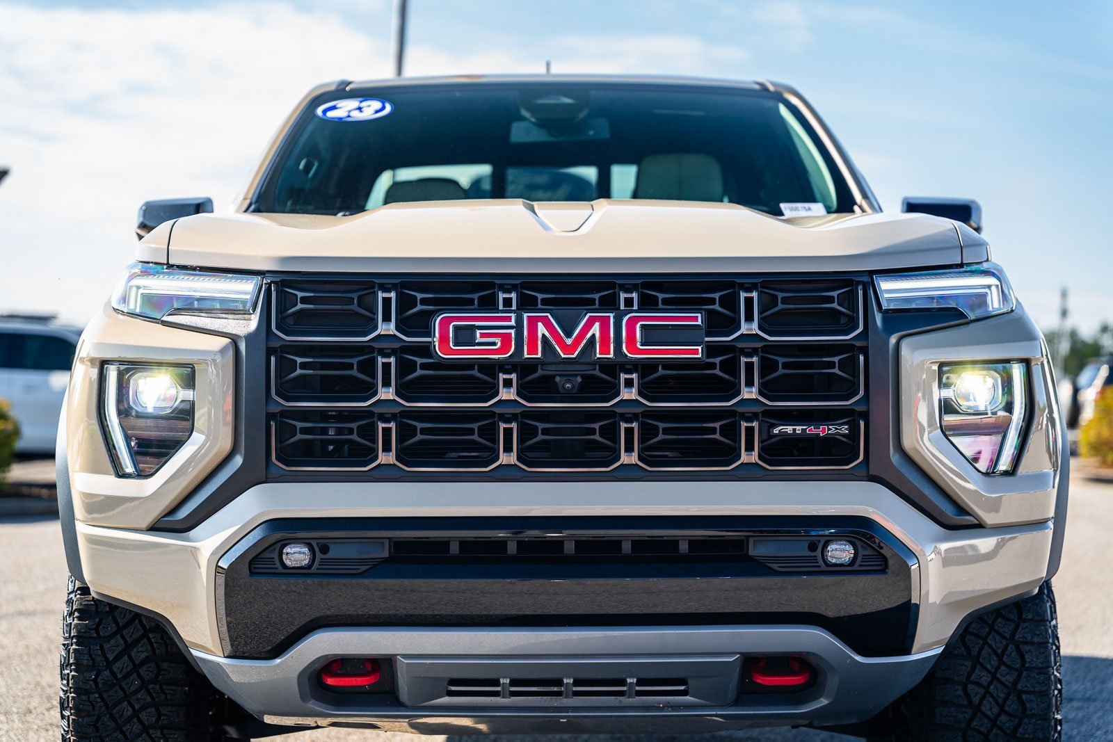Used 2023 GMC Canyon AT4X image 9