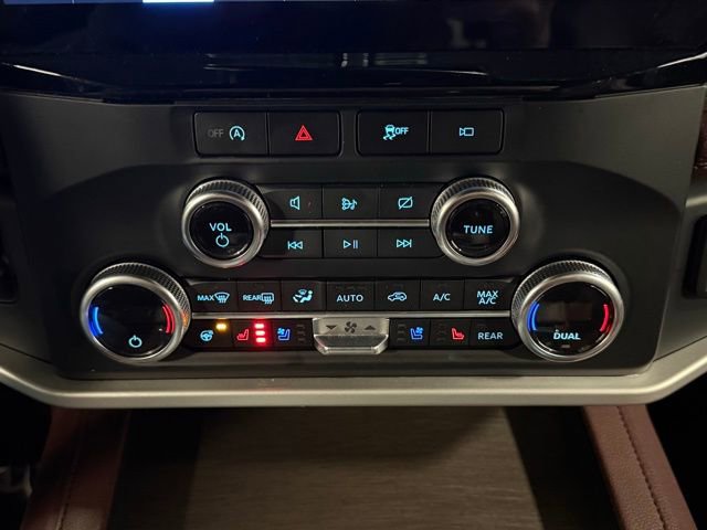 Certified 2024 Ford Expedition Max Limited image 27