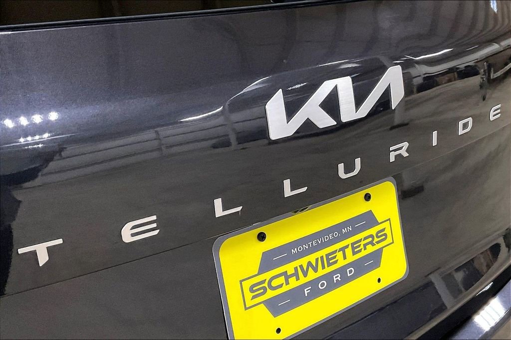 Used 2025 Kia Telluride S AWD/4WD image 8