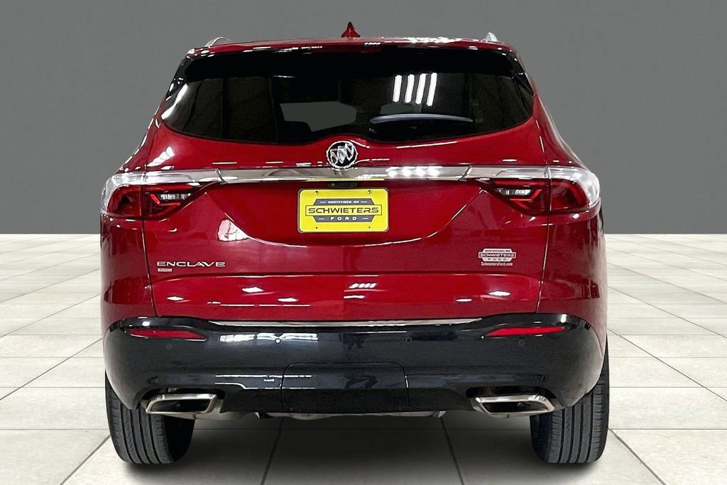 Used 2024 Buick Enclave Premium image 3
