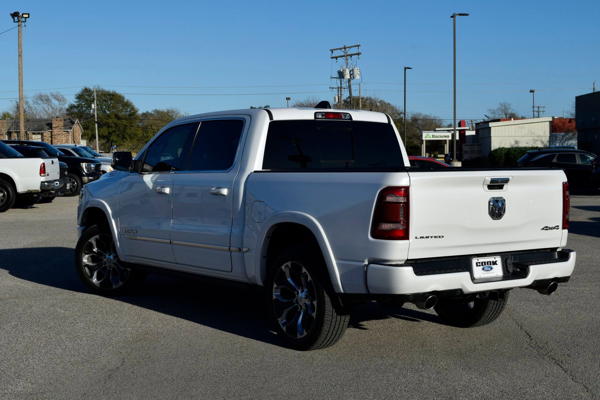 Used 2019 RAM 1500 Limited image 9