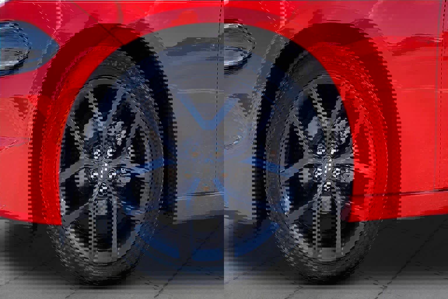 Used 2021 Dodge Charger SXT w/ Blacktop Package image 12