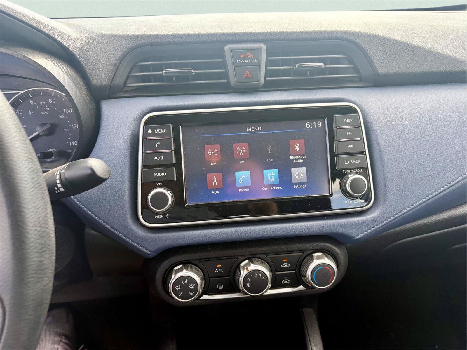 Used 2024 Nissan Versa SV FWD image 12
