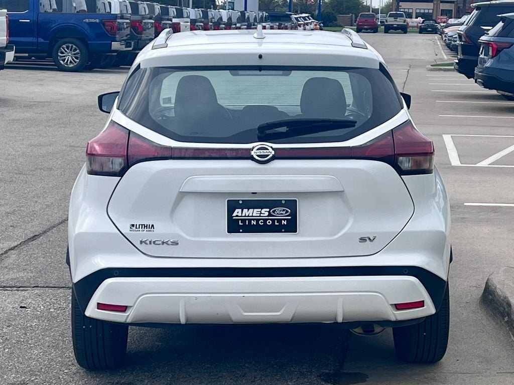 Used 2021 Nissan Kicks SV FWD image 5