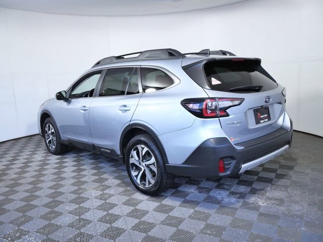 Used 2022 Subaru Outback Limited AWD/4WD image 6