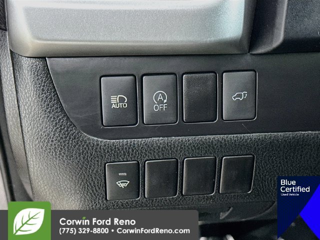 Used 2017 Toyota Highlander XLE AWD/4WD image 14