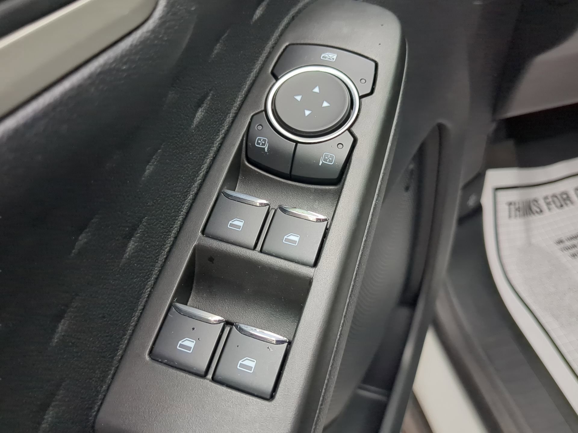 Certified 2020 Ford Escape SE image 46