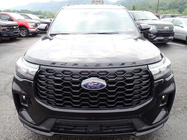 Certified 2026 Ford Explorer ST-Line AWD/4WD image 9