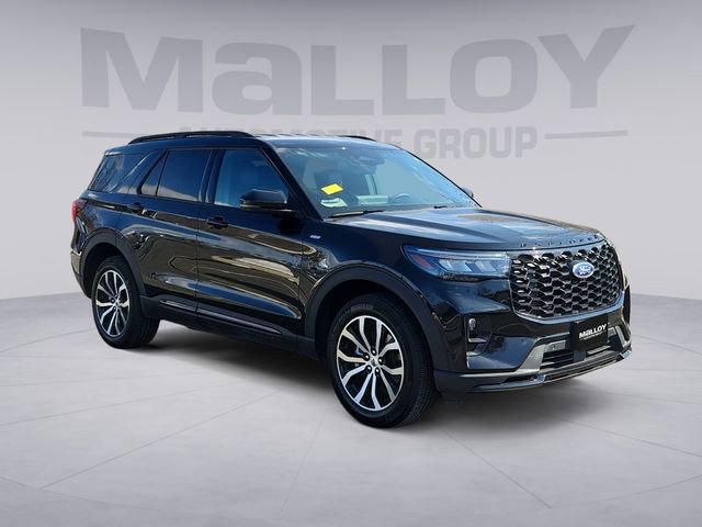 Certified 2025 Ford Explorer ST-Line image 8