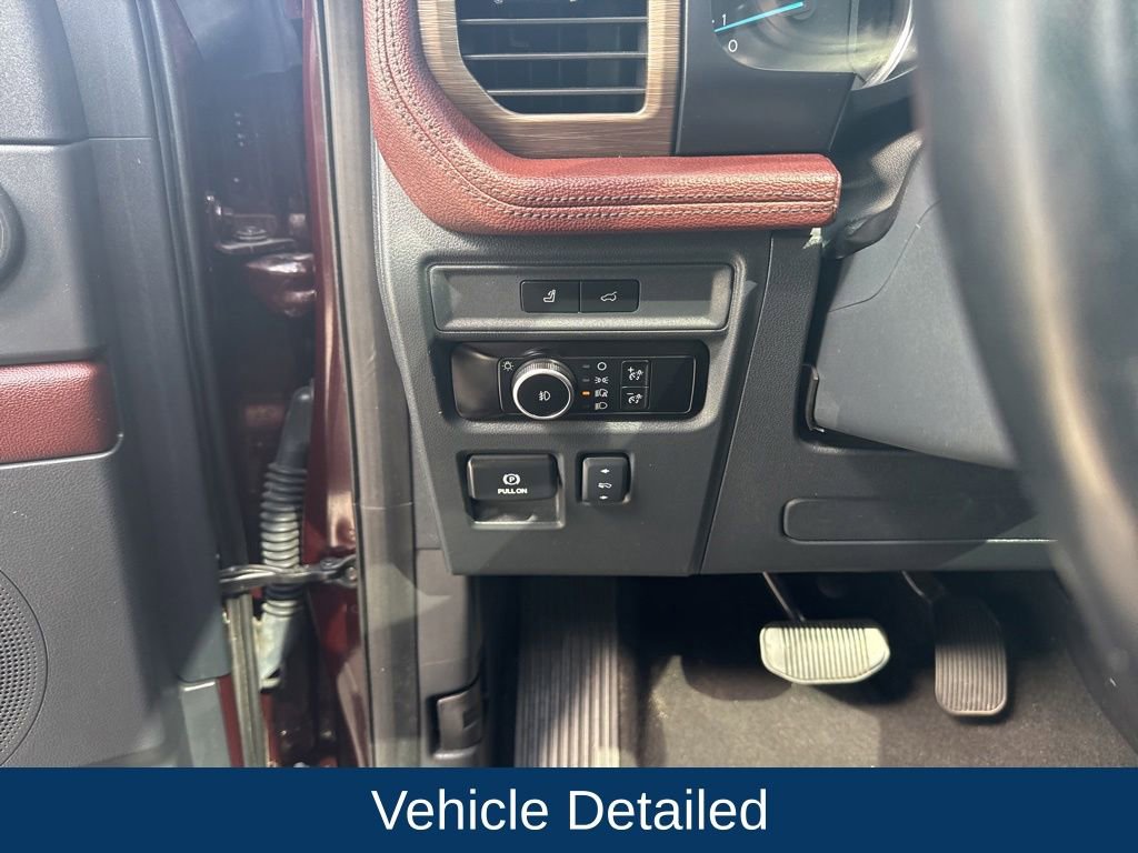 Certified 2024 Ford Expedition Limited RWD image 14