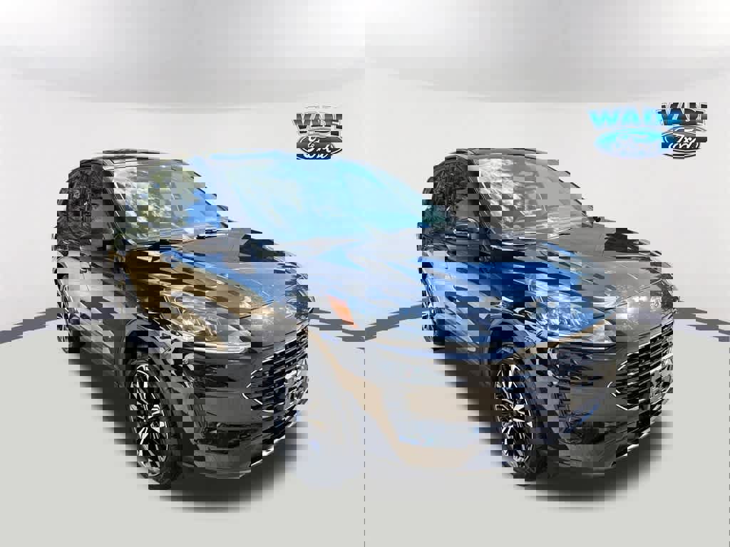 Certified 2021 Ford Escape SE w/ SE Sport Appearance Package image 3