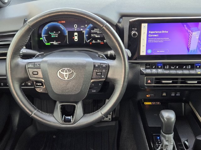 Used 2025 Toyota Camry XSE w/ Premium Package FWD image 25