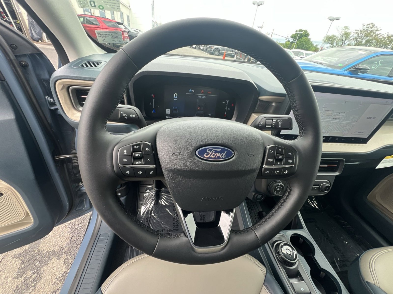 Certified 2025 Ford Maverick Lariat w/ 4K Tow Package AWD/4WD image 24