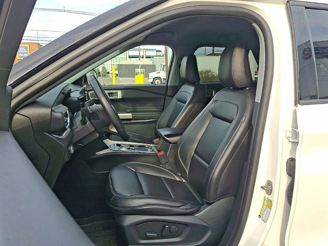 Certified 2023 Ford Explorer XLT w/ Equipment Group 202A AWD/4WD image 11