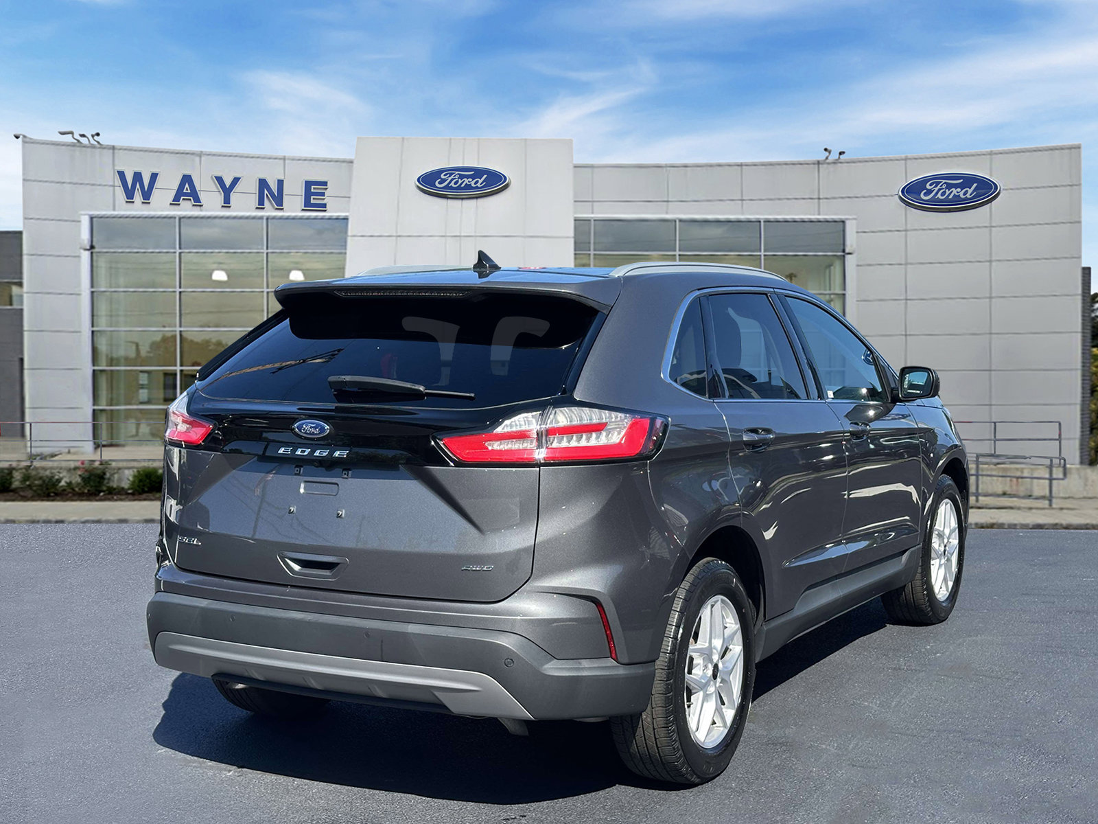 Certified 2024 Ford Edge SEL w/ Convenience Package AWD/4WD image 5