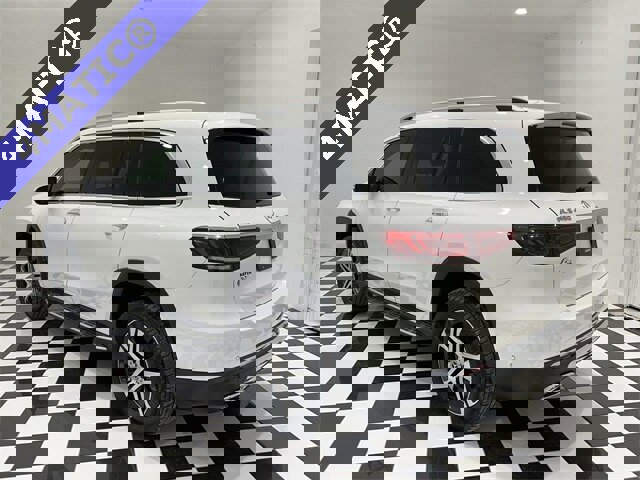 Used 2020 Mercedes-Benz GLS 450 4MATIC image 3