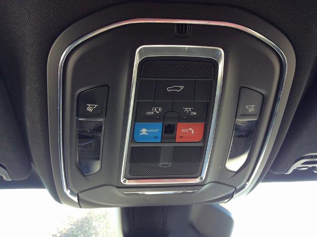 Used 2024 Jeep Wagoneer Series II w/ Flexible Seating Group image 26