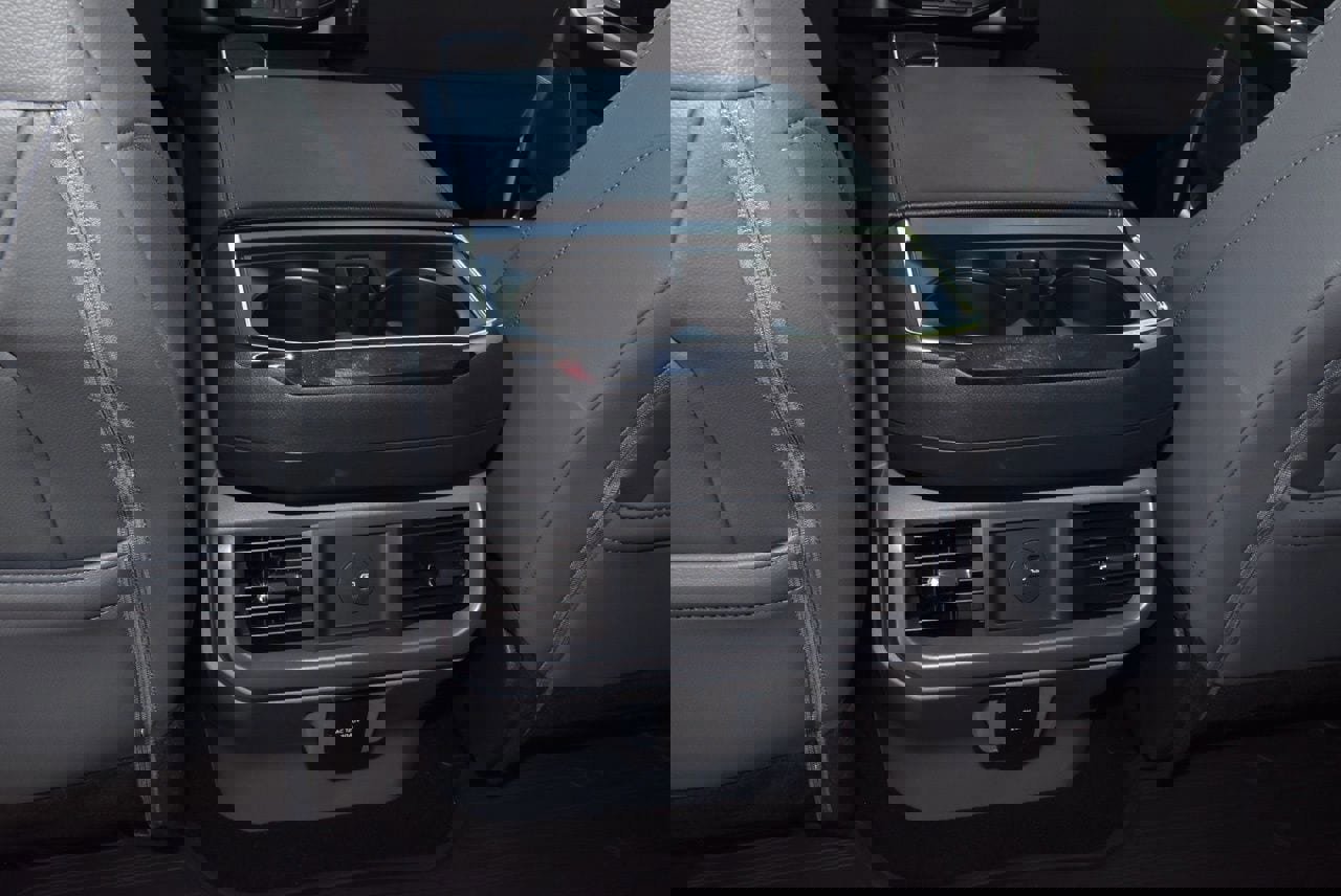 Certified 2025 Ford F150 Lightning Flash image 19