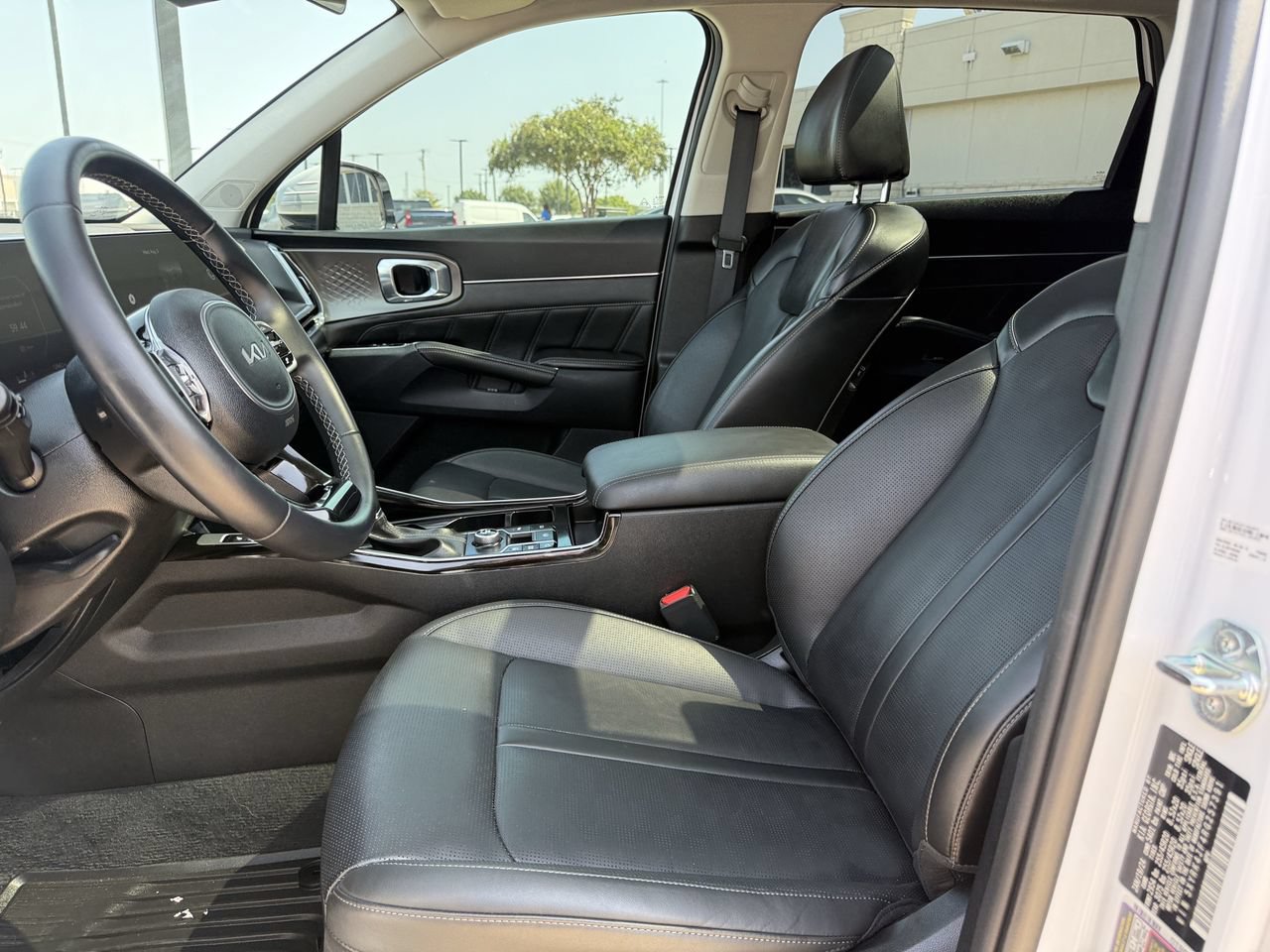 Used 2024 Kia Sorento SX FWD image 26