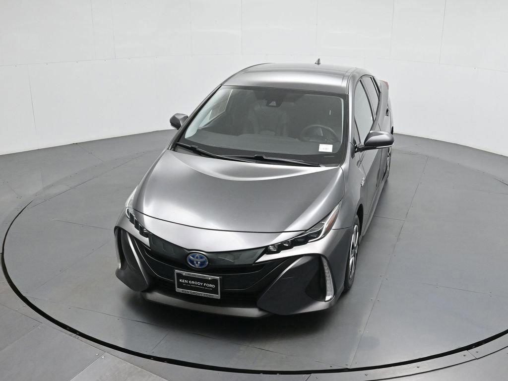 Used 2018 Toyota Prius Prime Plus image 27