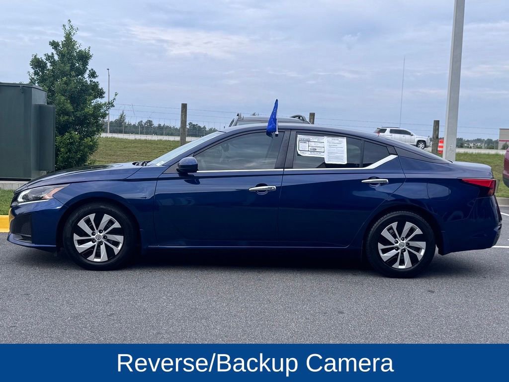 Used 2023 Nissan Altima 2.5 S FWD image 3