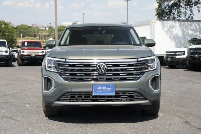 Used 2025 Volkswagen Atlas SEL AWD/4WD image 8