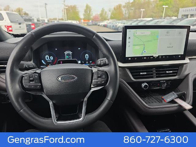 Certified 2025 Ford Explorer Platinum w/ LUX Leather Package AWD/4WD image 23