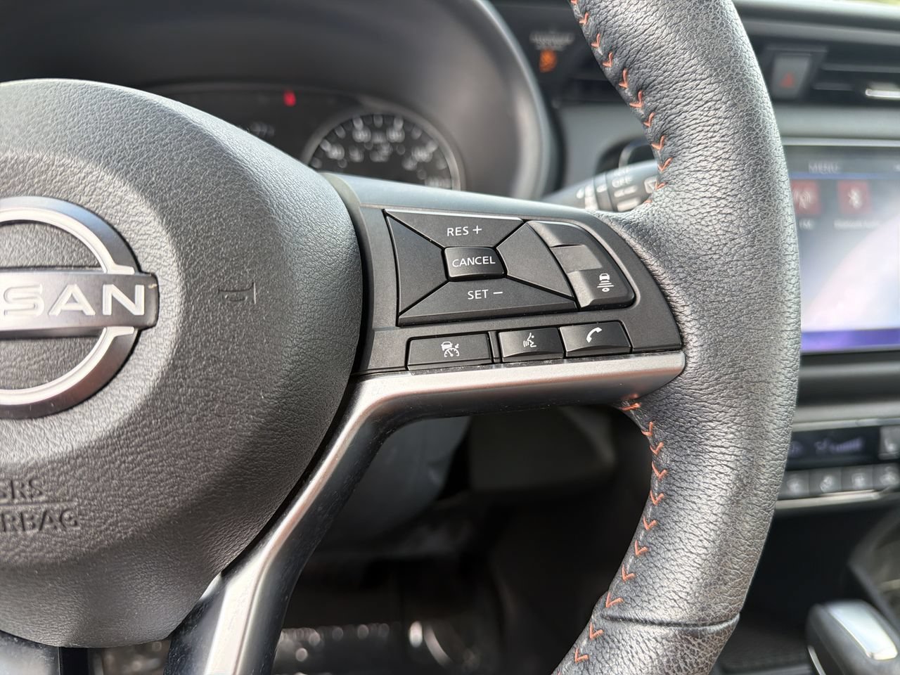 Used 2023 Nissan Kicks SR w/ SR Premium Package FWD image 24