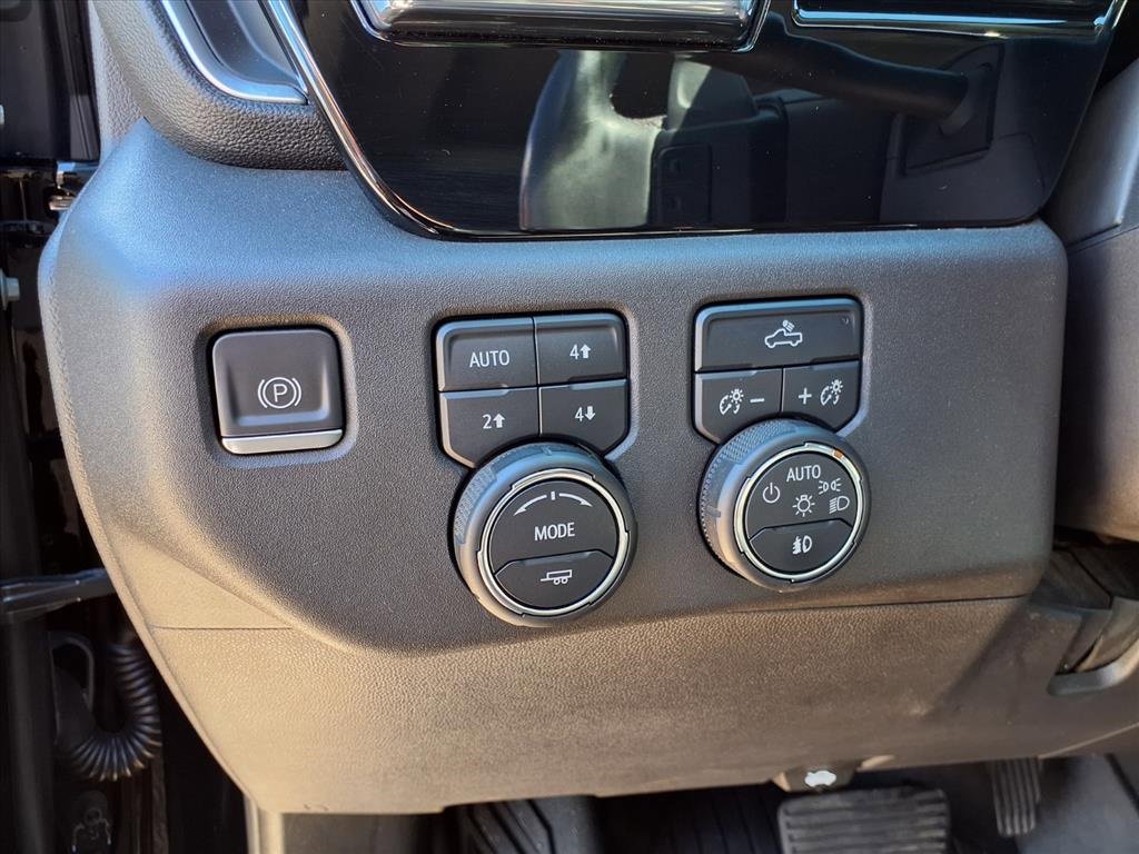 Used 2023 Chevrolet Silverado 1500 LT Trail Boss image 15