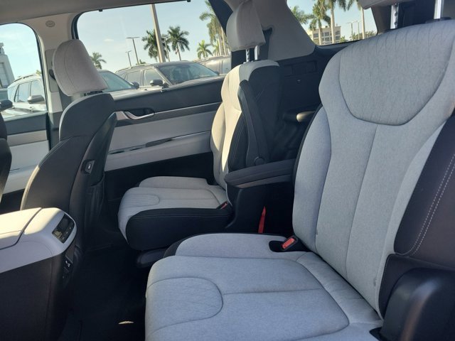 Used 2022 Hyundai Palisade SEL w/ Convenience Package image 15
