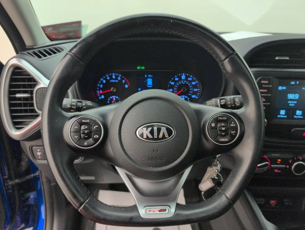 Used 2021 Kia Soul GT-Line FWD image 32
