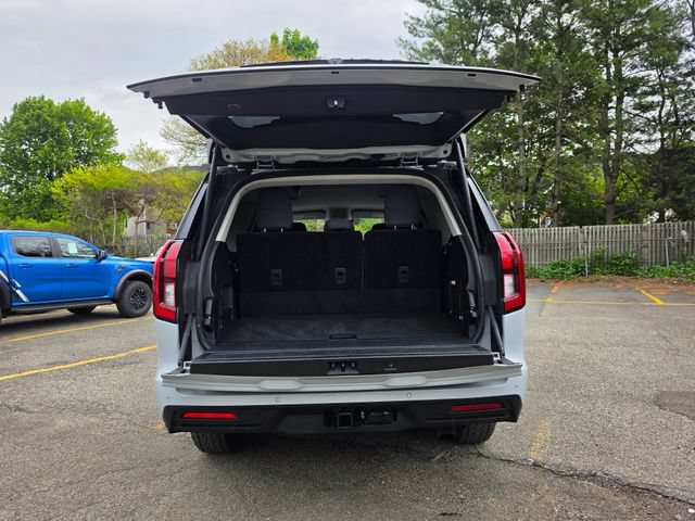 Certified 2025 Ford Expedition Active AWD/4WD image 6