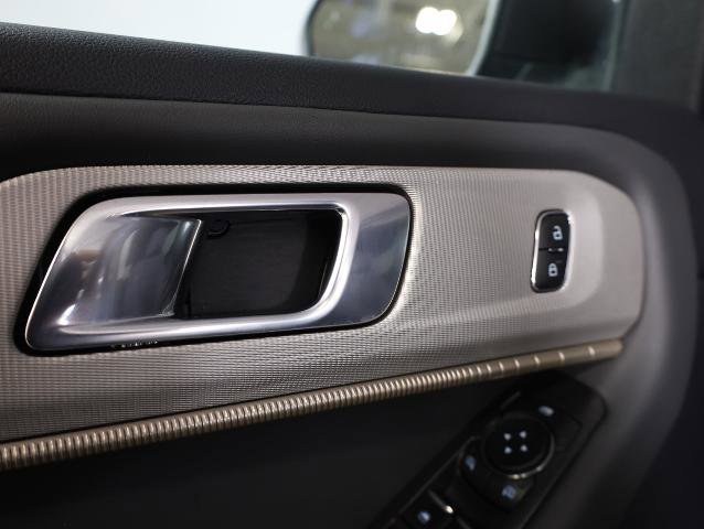 Certified 2025 Ford Explorer Active image 28