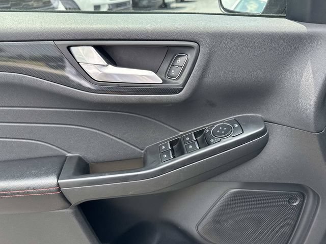 Certified 2025 Ford Escape ST-Line FWD image 20