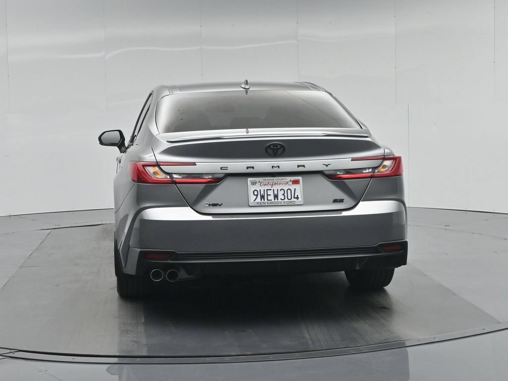 Used 2025 Toyota Camry SE FWD image 25