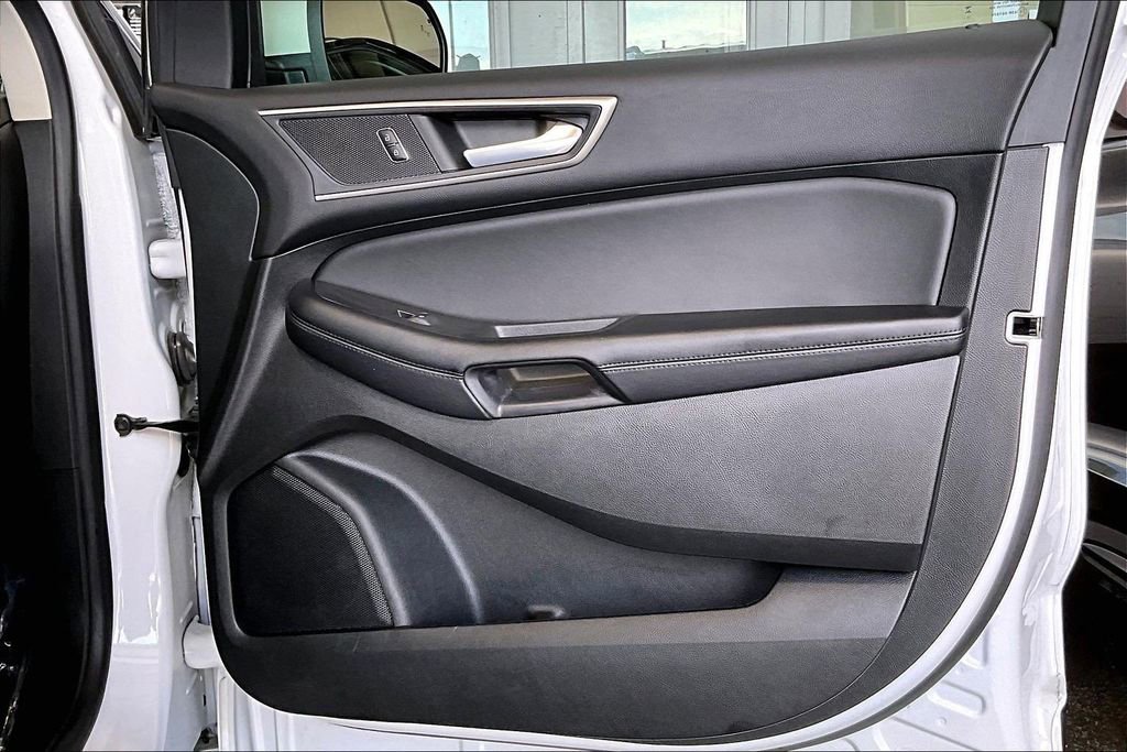 Certified 2023 Ford Edge SEL w/ Convenience Package AWD/4WD image 23