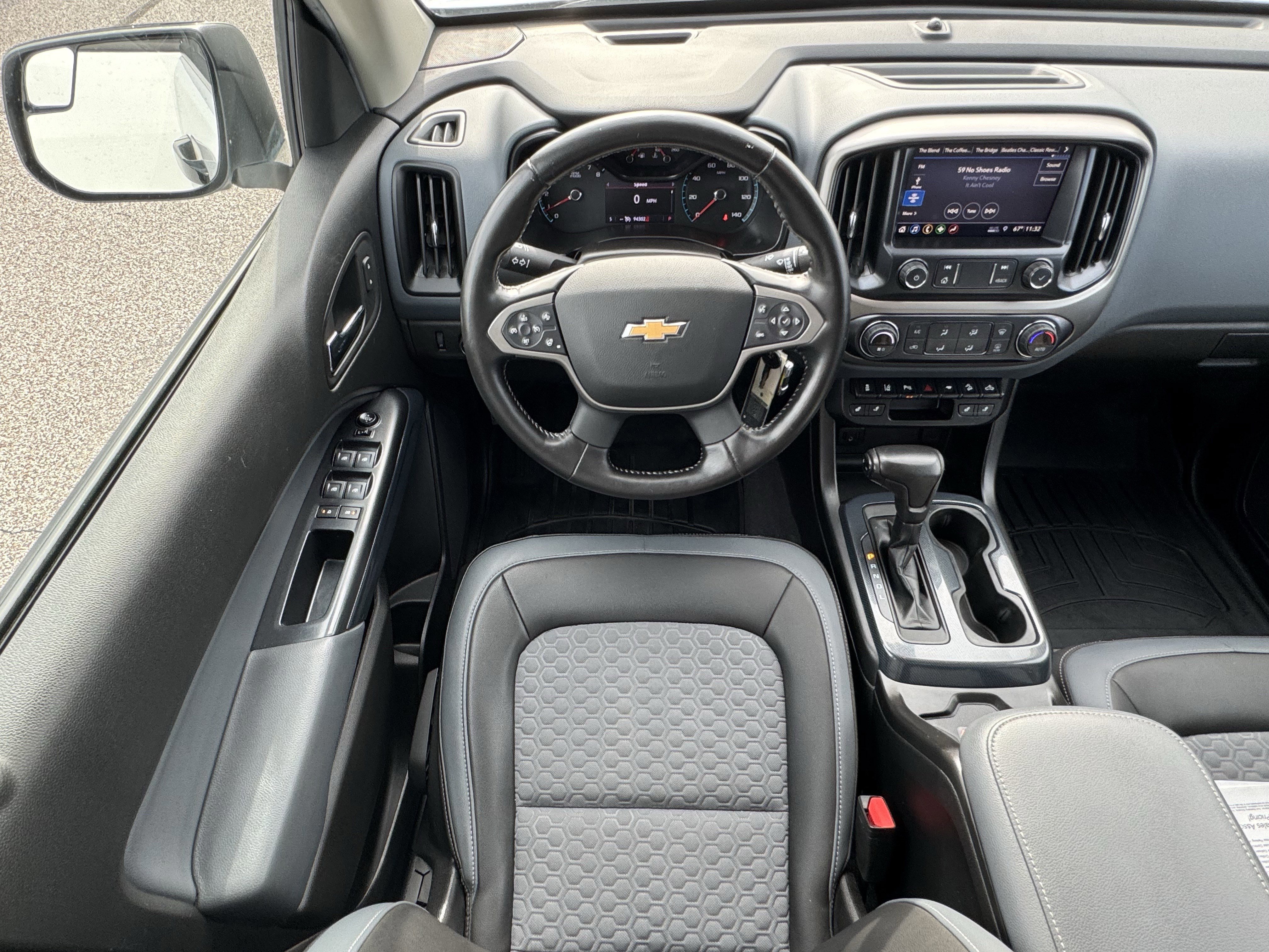 Used 2021 Chevrolet Colorado Z71 w/ Safety Package image 12