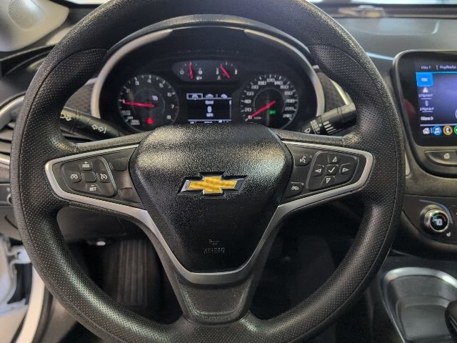 Used 2022 Chevrolet Malibu LT FWD image 19