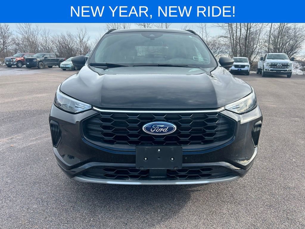 Certified 2024 Ford Escape ST-Line w/ Tech Pack #1 image 9