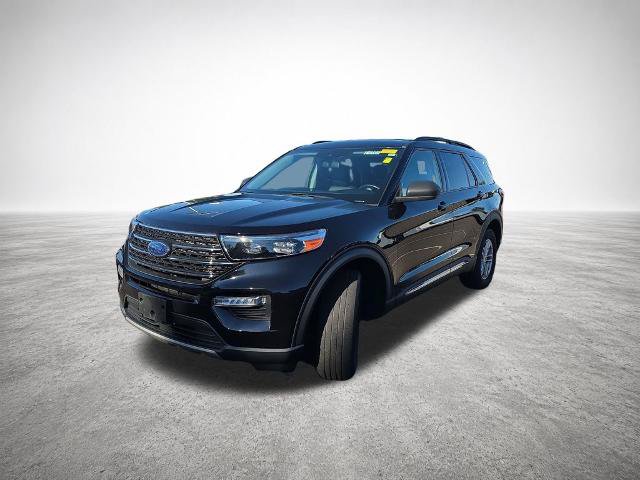 Certified 2022 Ford Explorer XLT w/ Equipment Group 202A AWD/4WD image 4