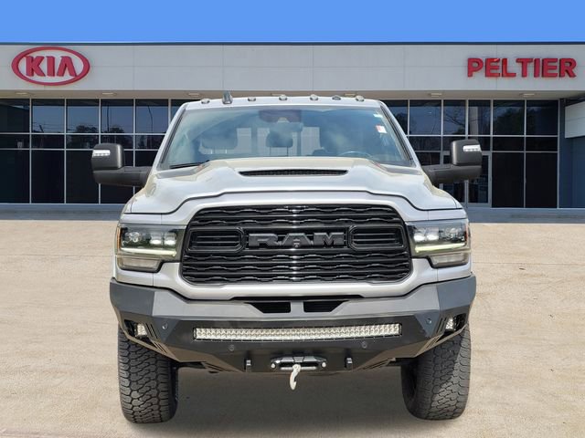 Used 2023 RAM 2500 Limited AWD/4WD image 2
