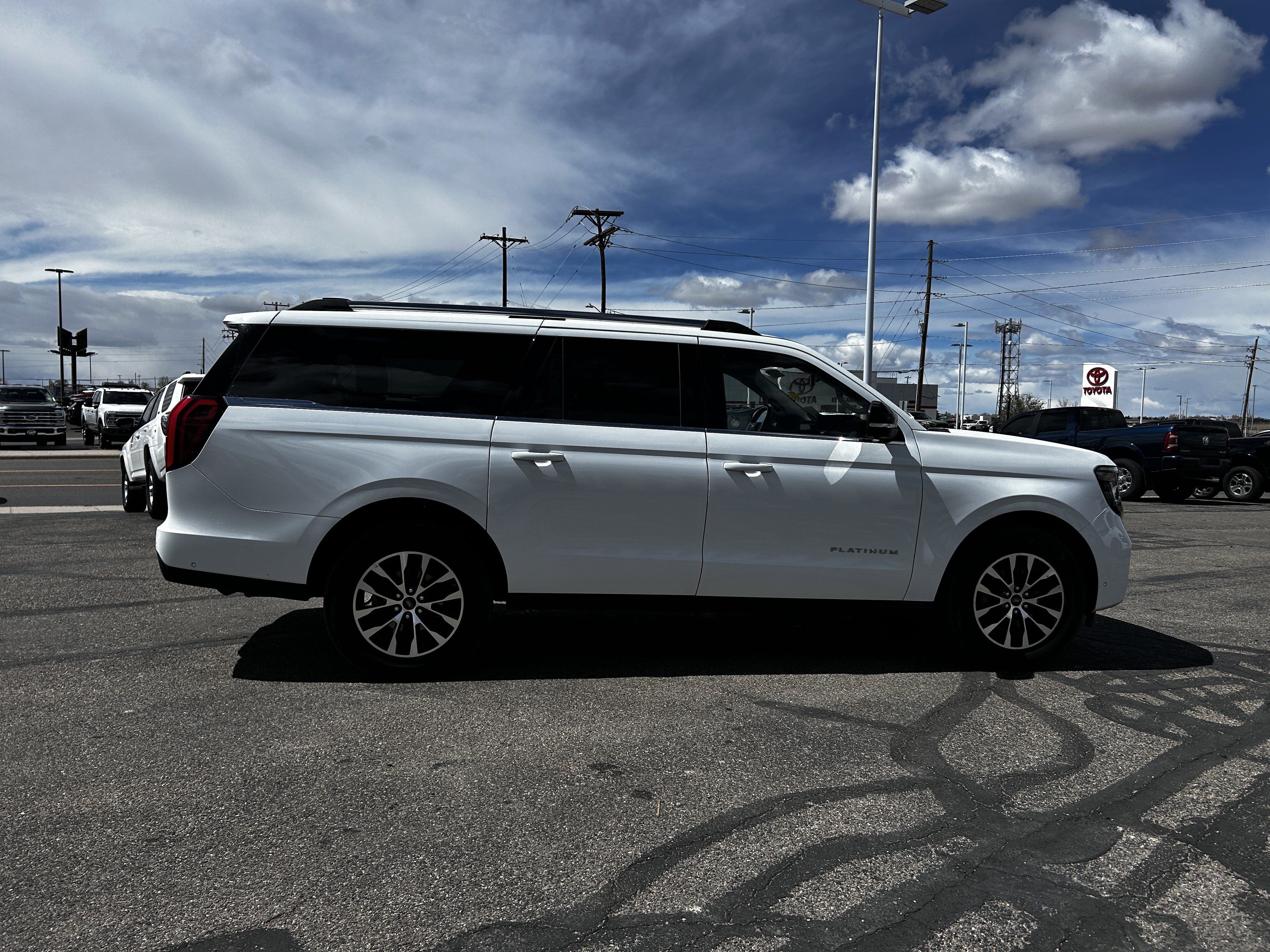 Certified 2025 Ford Expedition Max Platinum AWD/4WD image 7