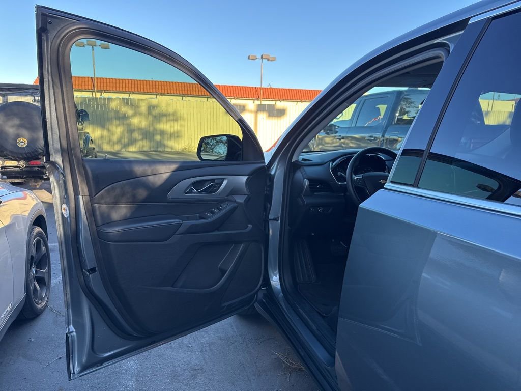 Used 2018 Chevrolet Traverse LS image 6