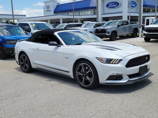 Certified 2017 Ford Mustang GT Premium RWD image 23