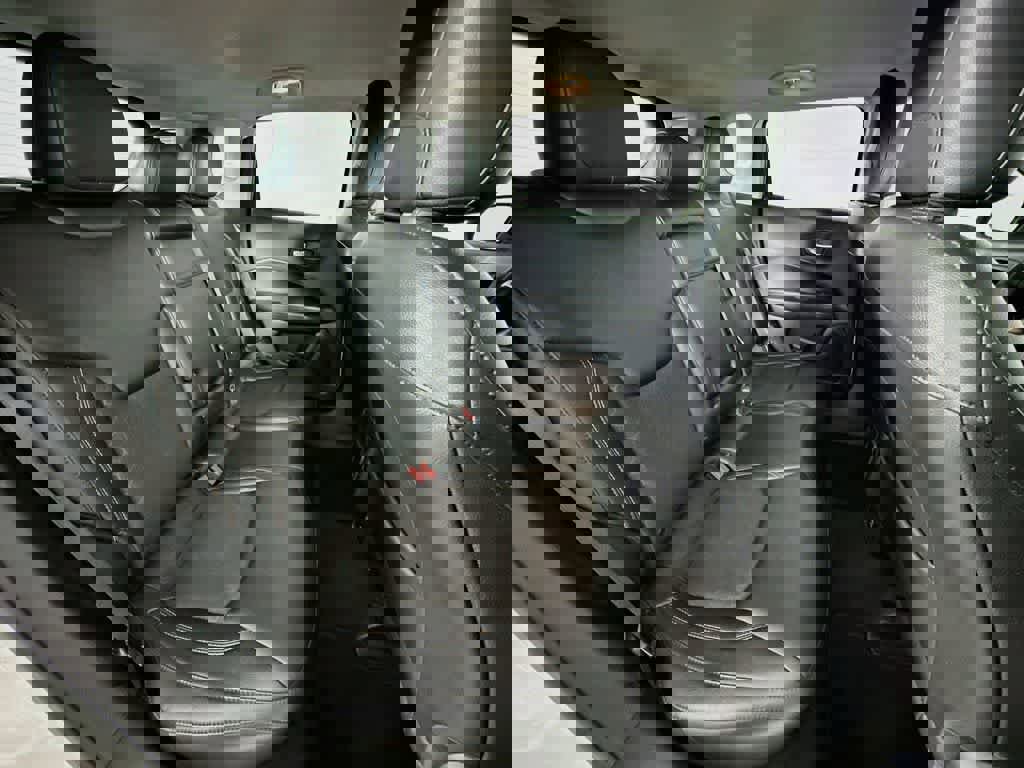 Used 2018 Jeep Compass Latitude image 30