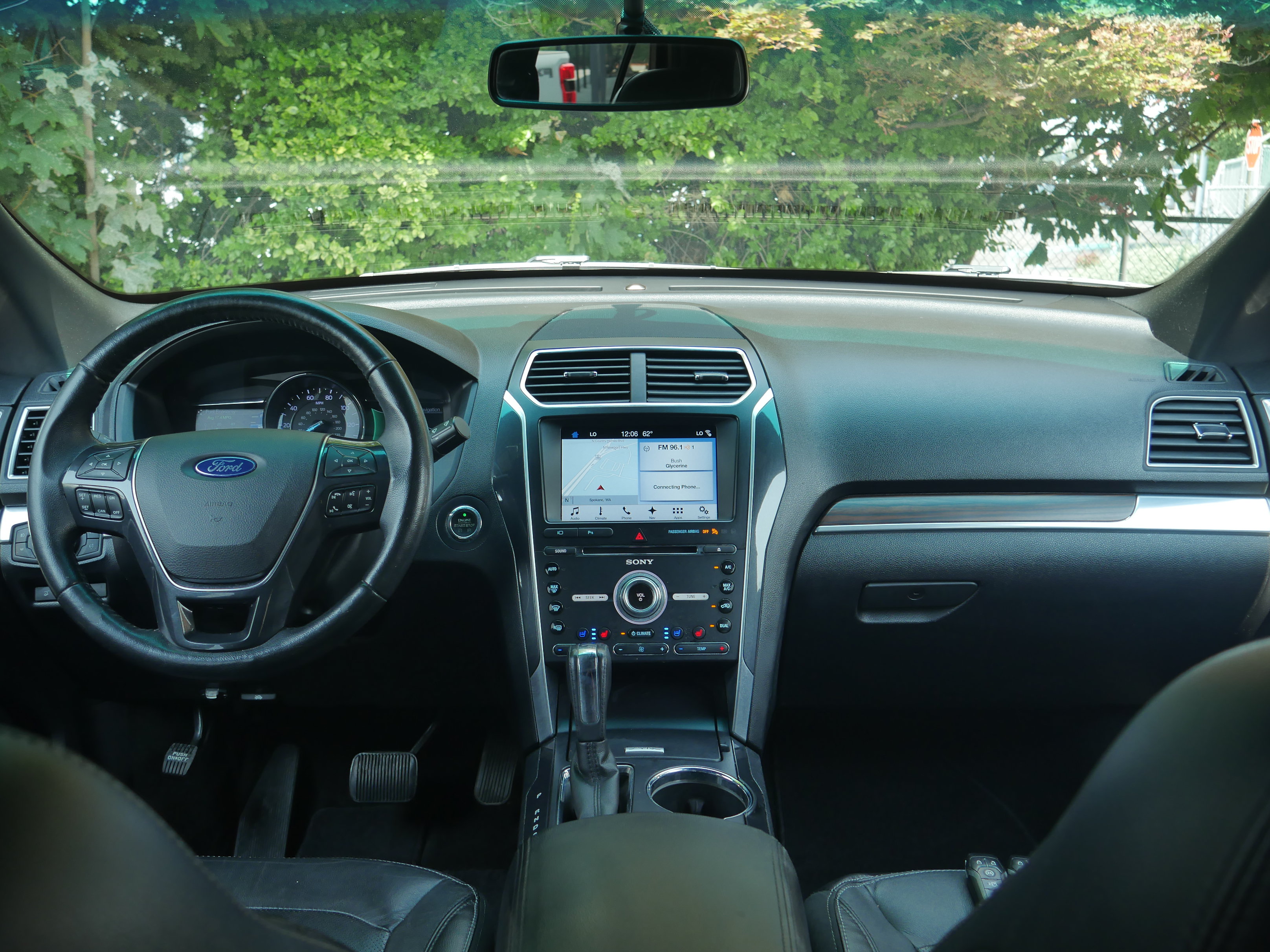Certified 2017 Ford Explorer Limited FWD image 9